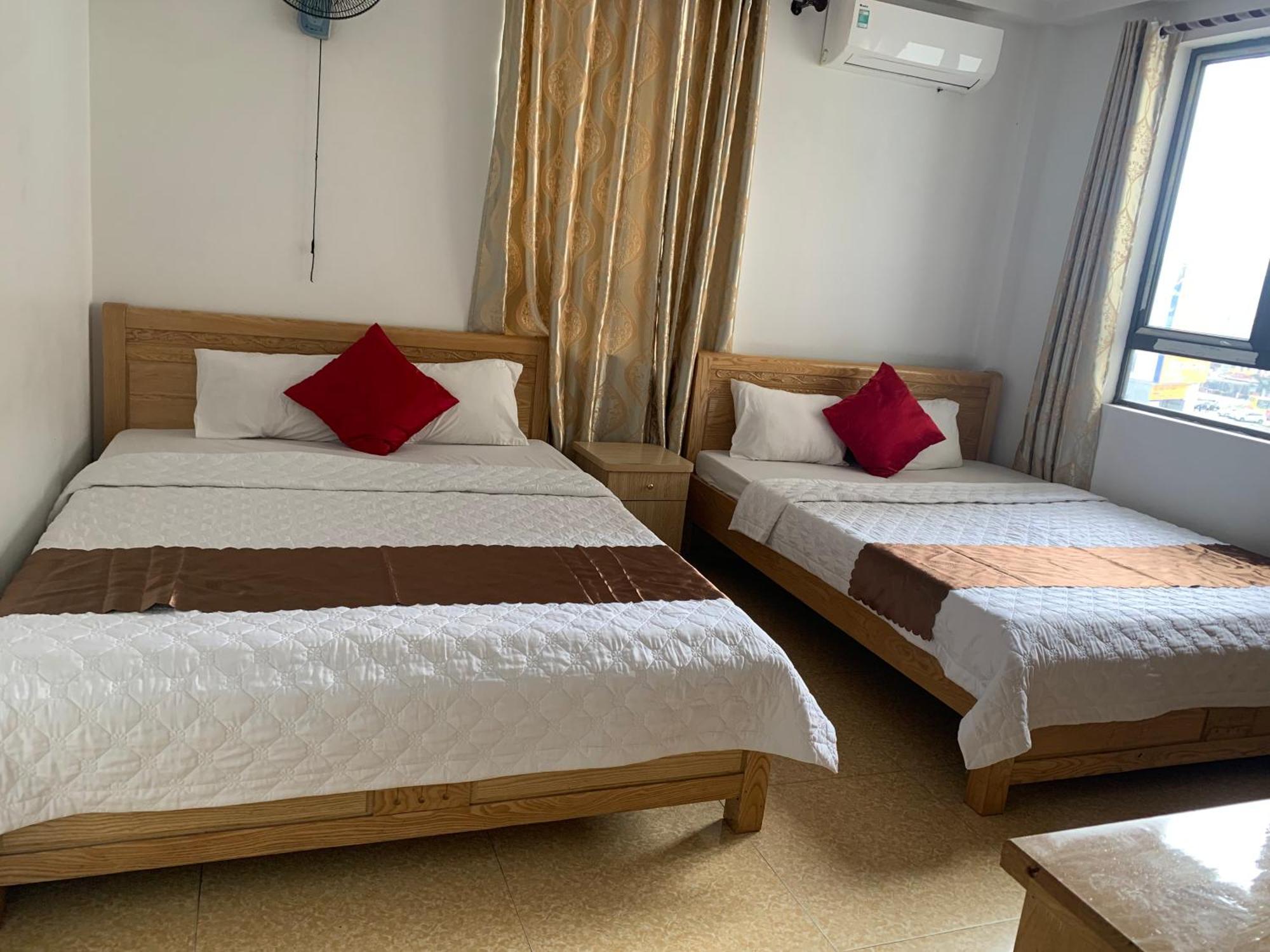 Quynh Yen Hotel Халонг Екстер'єр фото